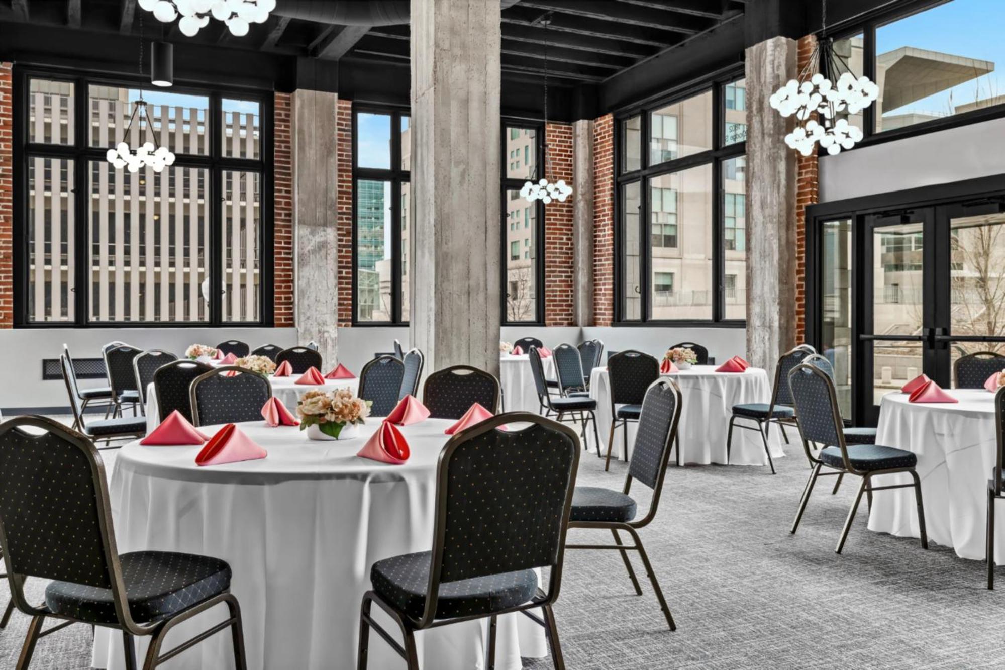 Hotel Indigo - Omaha Downtown By Ihg Exterior photo